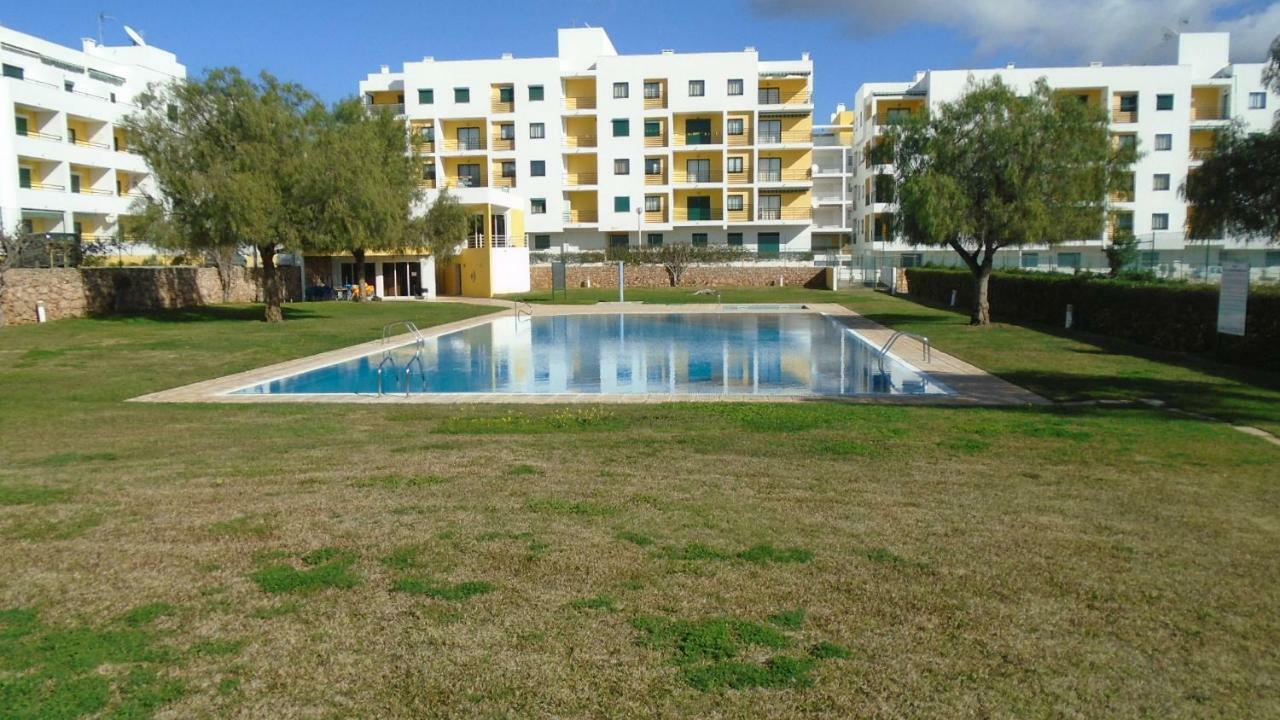 Apartamento Urb. Vila Nova, Lote 5 Armacao de Pera Ngoại thất bức ảnh